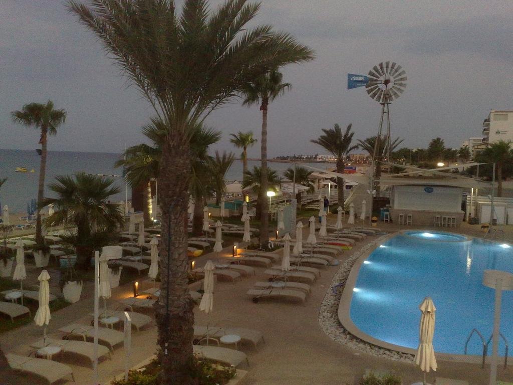 Vrissaki Beach Hotel Protaras Luaran gambar