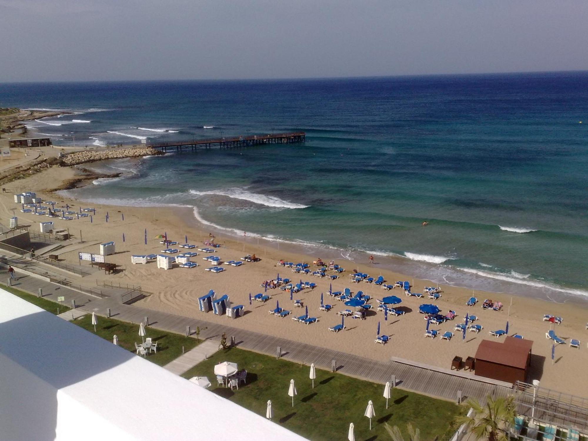 Vrissaki Beach Hotel Protaras Bilik gambar